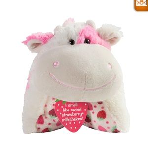 OUT OF STOCK STRAWBERRY COW PILLOW PET UNOPENED